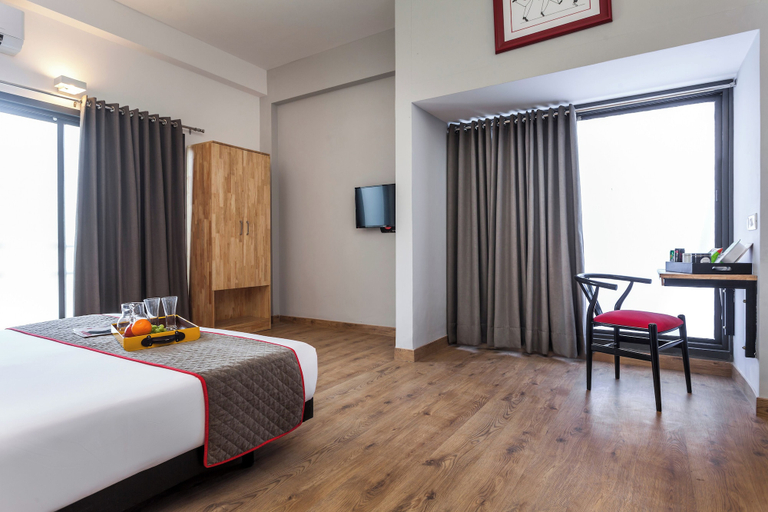 Others 2, Hotel O  Amby inn, Gautam Buddha Nagar