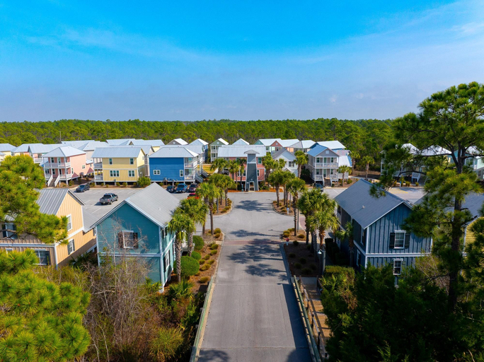 Others 2, Barefoot Cottage A3, Gulf
