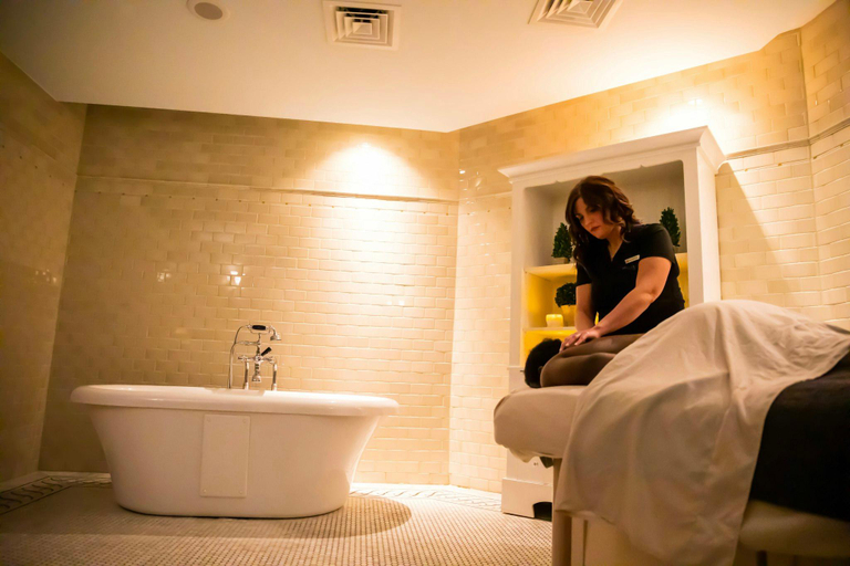 Bathroom, Omni Bedford Springs Resort & Spa, Bedford