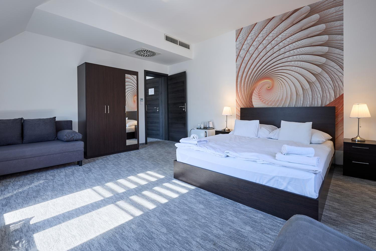 Bedroom 5, Panzio 81, Hajdúszoboszló
