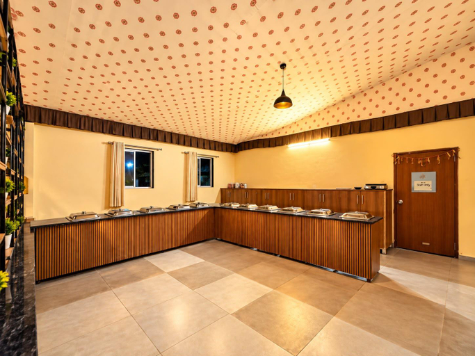 Food & Drinks 4, Vasant Vihar Resort, Narmada