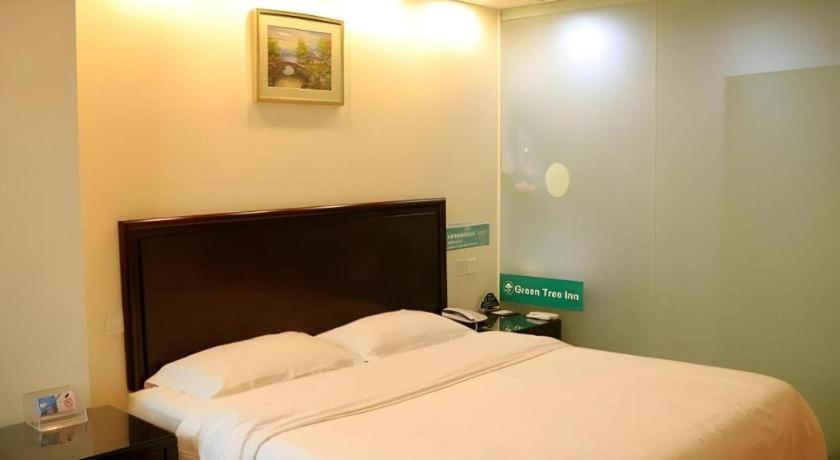 Bedroom 1, GreenTree Inn Huainan Tianjiaan District Wanda Plaza Express Hotel, Huainan