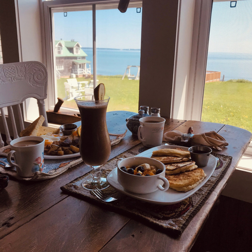 Others 4, Camp de Base Gaspésie, Le Rocher-Percé