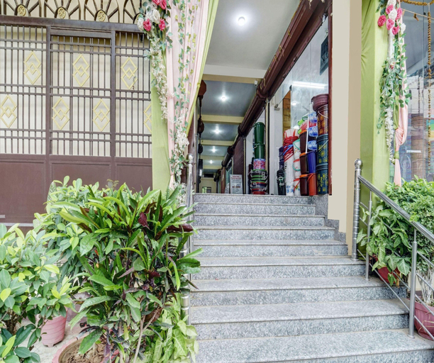 Others 5, Deluxe Room Hotel Radhika Inn, Patna