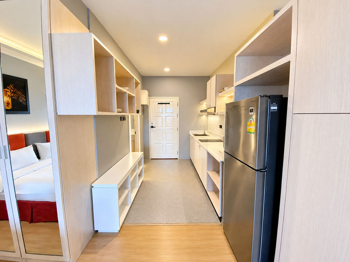 Others 5, Minutes From the Beach Apartment in Pattaya, Pattaya