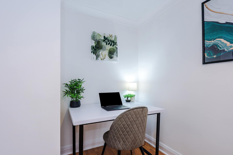 Others 5, 1BR Mediacity Flat Free Parking Near Lowry, Manchester