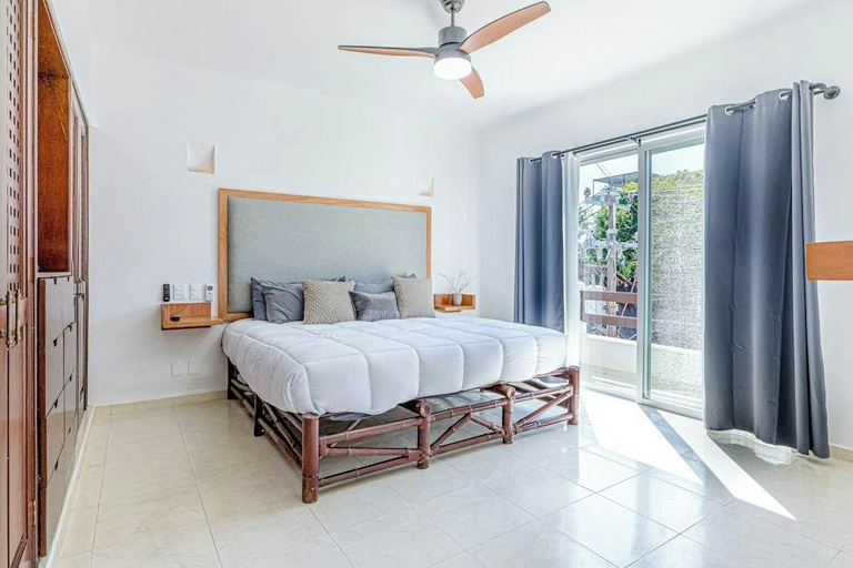 Others 3, Playa Condo, Private Rooftop Terrace & Pool, Cozumel
