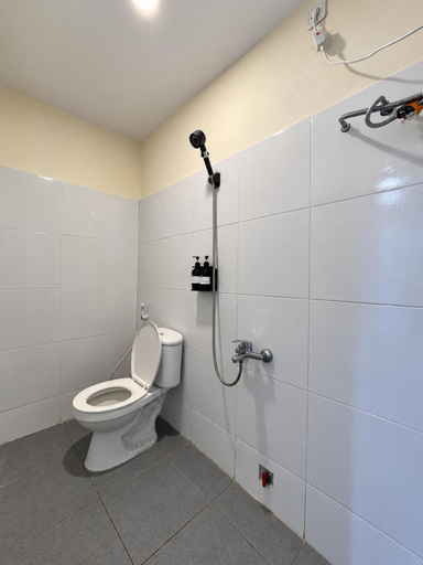 Bathroom, Griya Inn, Surabaya