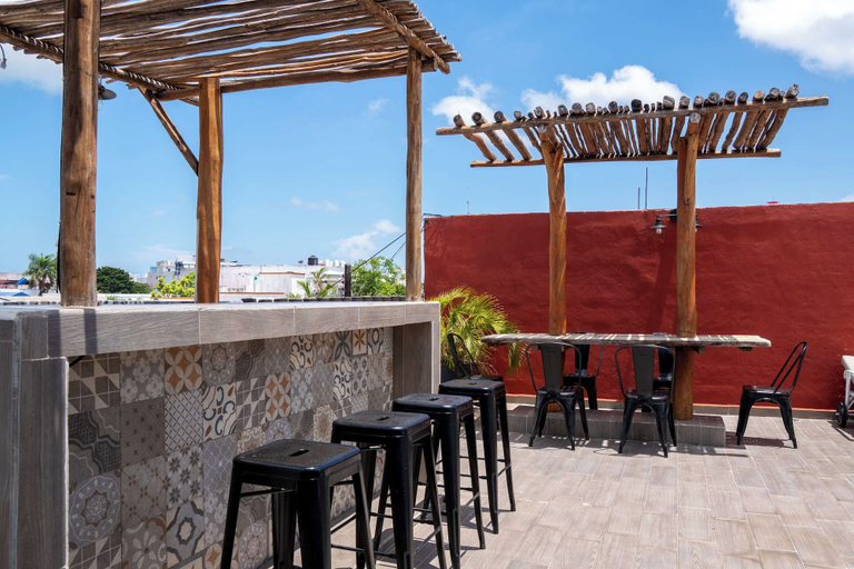 Others 2, Downtown Cancún Studio · Rooftop Terrace & Wifi, Isla Mujeres