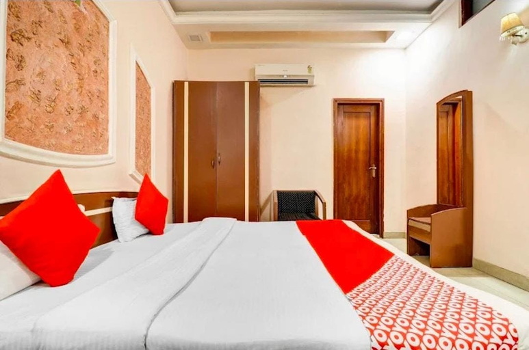 Bedroom 5, Hotel Mandakini Palace, Kanpur Nagar