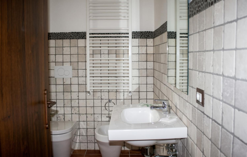 Bathroom 3, Exquisite Retreat in Segni, Roma