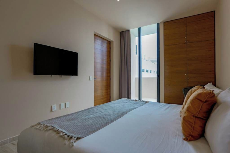 Others 5, Beachfront 2BR Rooftop Pool Playa, Cozumel