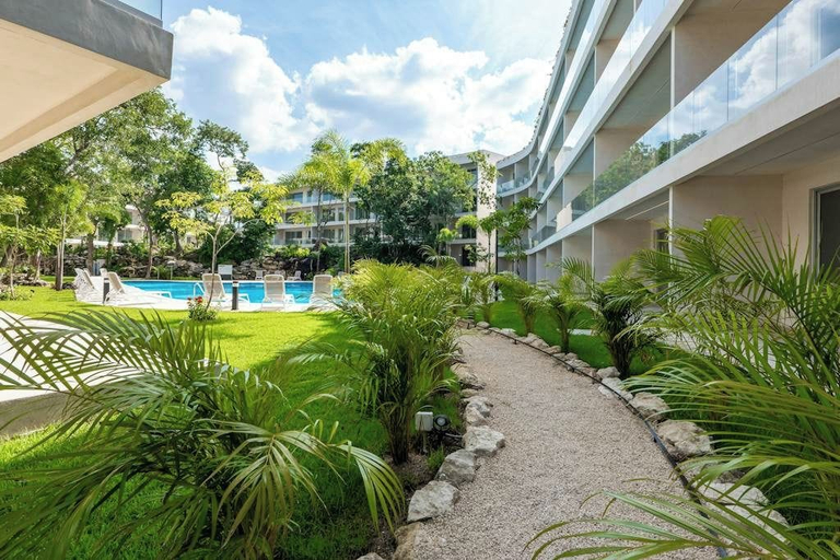 Others 2, Playacar Resort Condo - 3 Pools & Gym - Sleeps 6, Cozumel