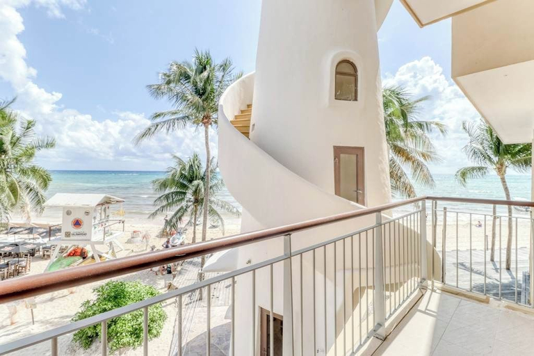 Others 4, Oceanfront Condo: Infinity Pool & Beach Access, Cozumel