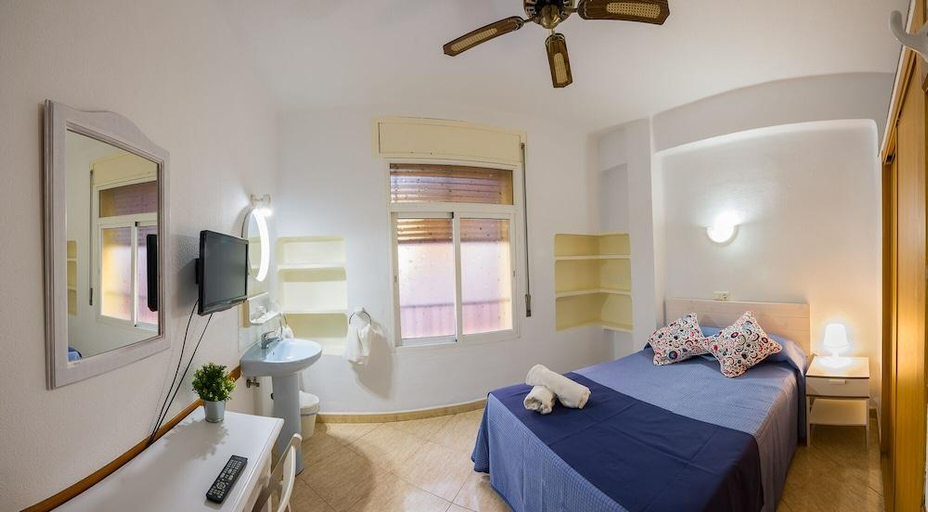 Bedroom 4, Hostal Guillot, Málaga