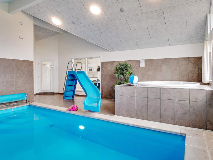 Sport & Beauty 5, person holiday home in Norre Nebel, Varde