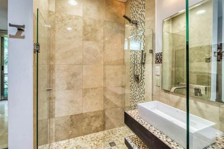 Others 2, Stylish 1BR Condo: Beach, Rooftop Pool & 5th Ave, Cozumel