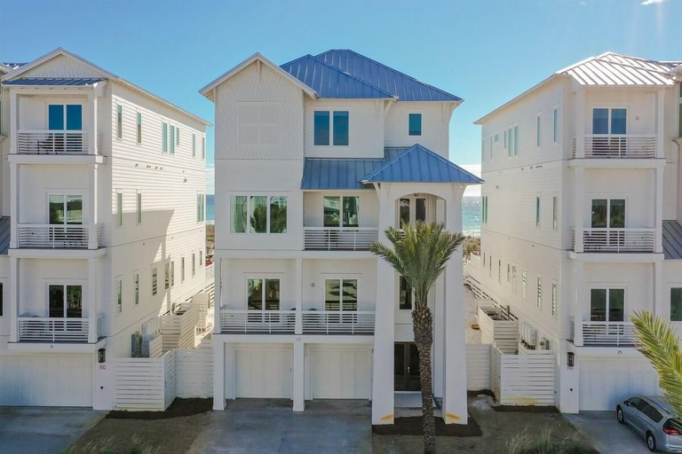 Others 5, Coral Cay, Walton
