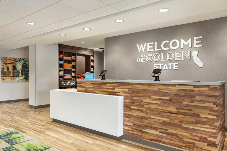 Public Area 2, Hampton Inn & Suites Oroville, Butte