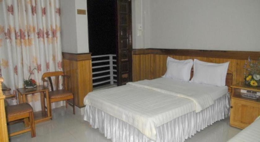 Bedroom 3, Thanh Long Hotel, Tuy Hoa