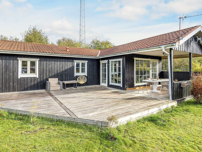 Exterior & Views 1, 4 Person Holiday Home in Brovst, Jammerbugt