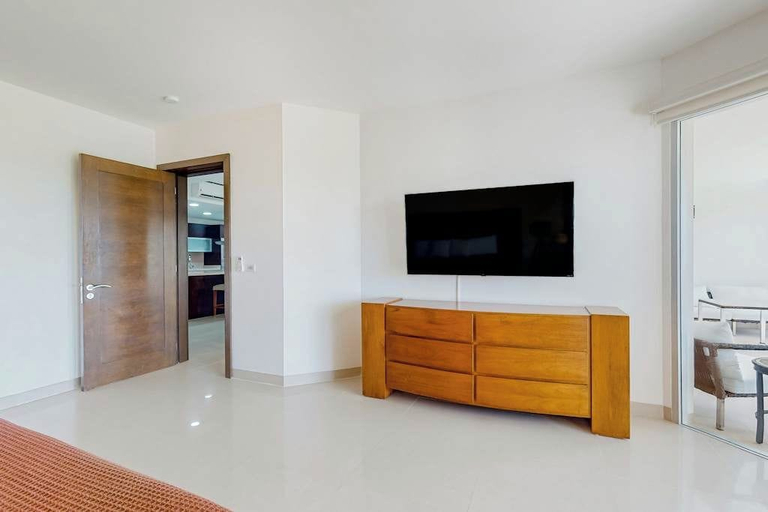 Others 3, Playa Condo: Beach, Pool, & Family Fun!, Cozumel