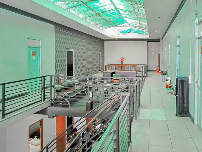 Food & Drinks, Urbanview Hotel Bagoes Sintang by RedDoorz, Sintang