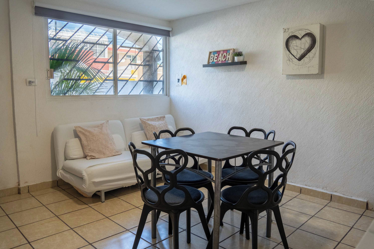 Others 5, Downtown Cancún Studio · Rooftop Terrace & Wifi, Isla Mujeres