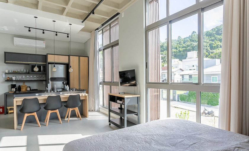 Others 2, Modern Loft 750m From Canas Beach Tps201, Florianopolis