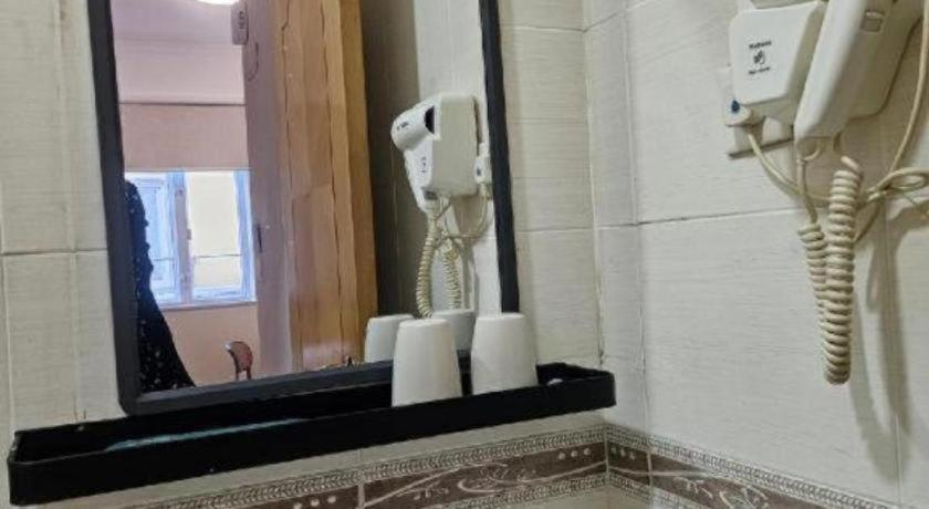 Bathroom 3, Man Va Hotel, Macao