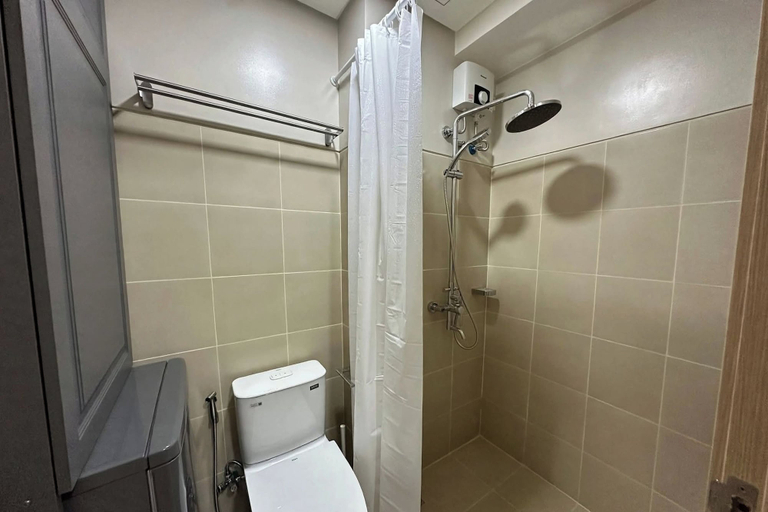 Others 3, Glam Residences, Quezon City