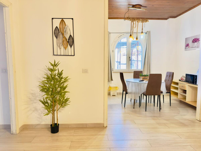 Others 3, Beachfront Apartment With Pool Free Parking, Caserta