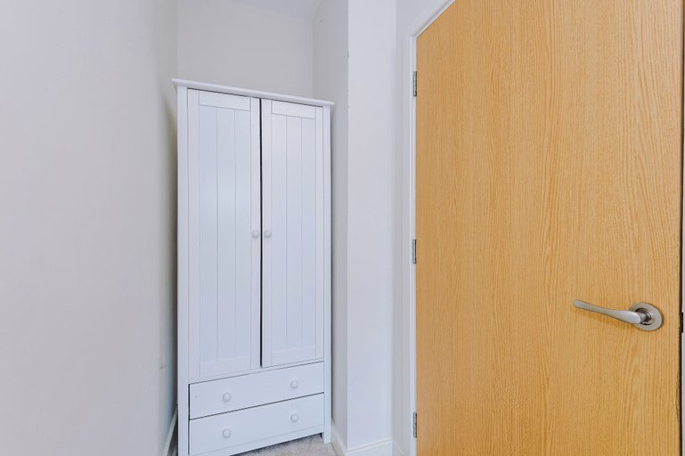 Others 5, 3-Bed House, Close to City Centre & UoM, Manchester