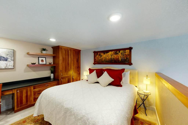 Bedroom 2, The Loft Downtown, Wallowa