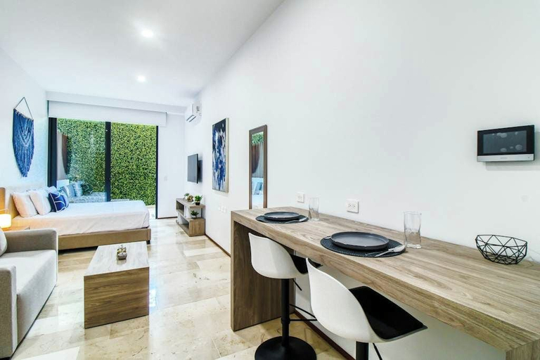 Others 5, Playa del Carmen Studio: Rooftop Pool & Gym, Cozumel
