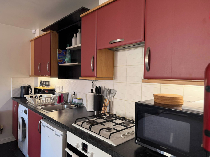 Others 5, A&R Guest House - 2-bed Coach House, Bristol, South Gloucestershire