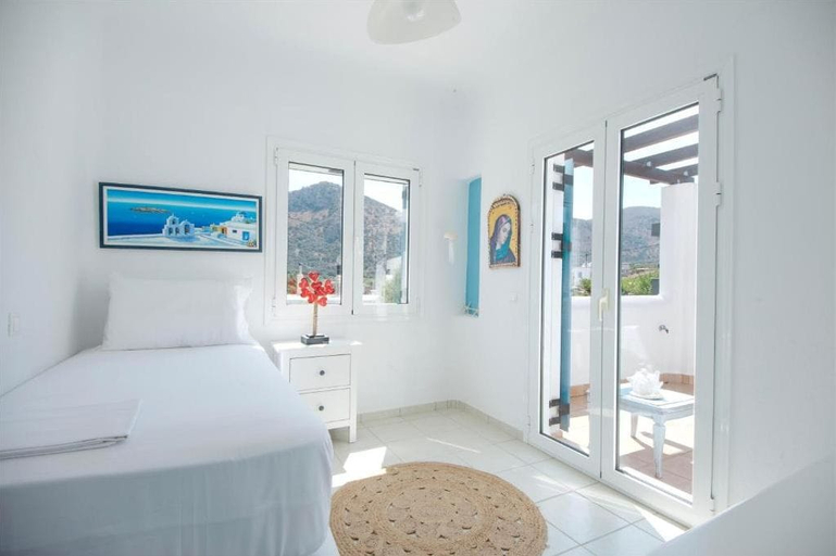 Others 3, Villa Charoupi, Crete