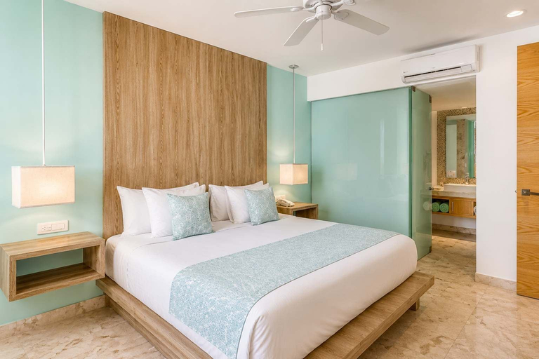 Others 4, Modern Playa del Carmen Apt: Rooftop Pool & Wifi, Cozumel