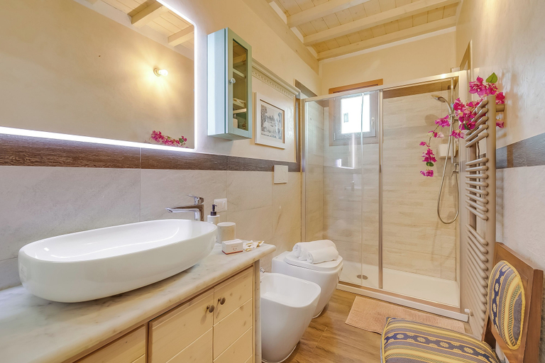 Others 4, Mugello House With Pool, Florence