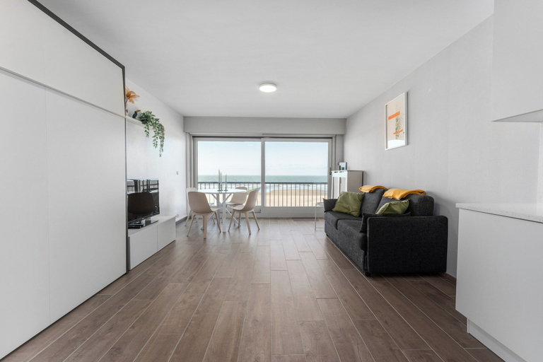 Others 2, Blankenberge Beachfront Stay, West-Vlaanderen