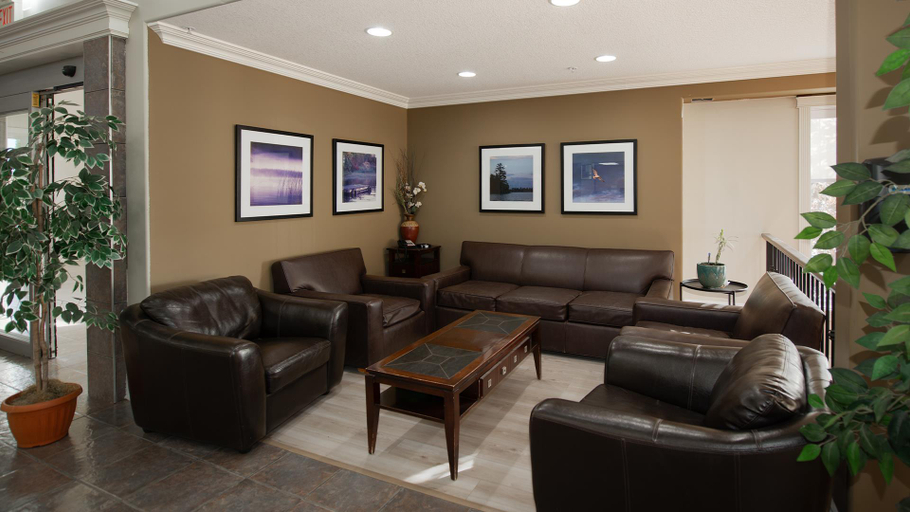 Public Area 2, Coast Edson Hotel, Division No. 14