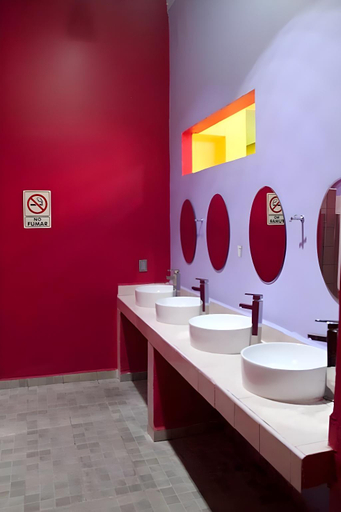 Bathroom 3, Hostal Amigo, Mexico City
