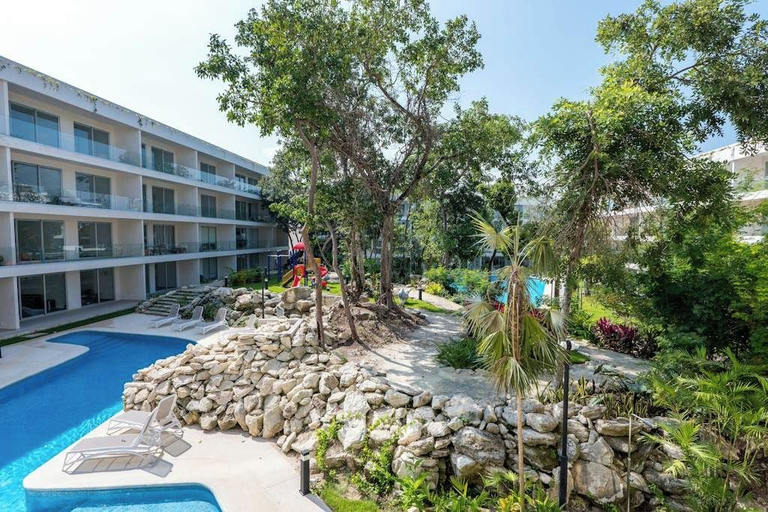 Others 4, The Leaf 2BR Balcony, Pool & Downtown Playa, Cozumel
