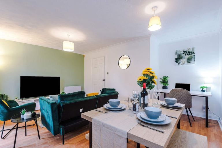 Others 4, 1BR Mediacity Flat Free Parking Near Lowry, Manchester