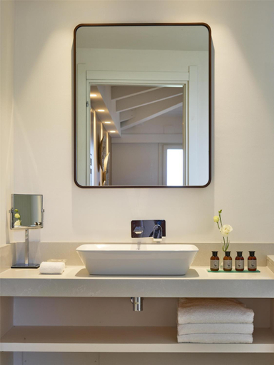Bathroom 5, Baia di Chia Resort Sardinia, Curio Collection, Cagliari
