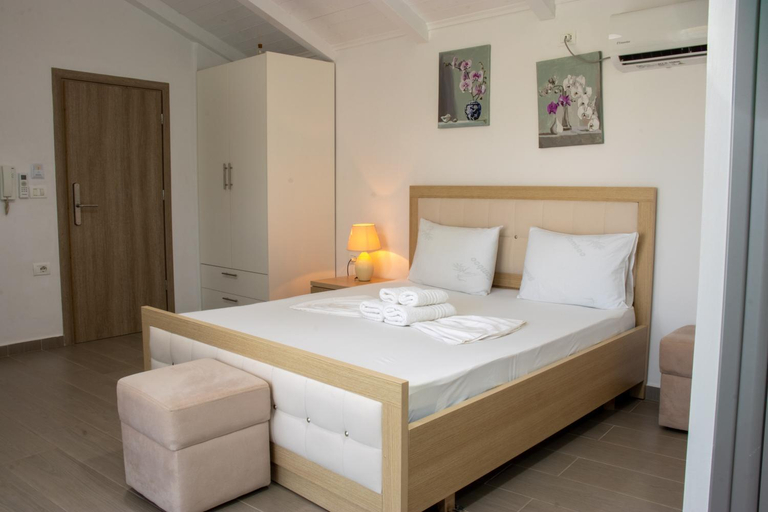 Bedroom, Mussels apartments, Sarandës