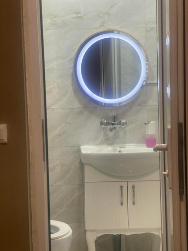 Bathroom, Historical apartment in city center (old Tbilisi), Tbilisi