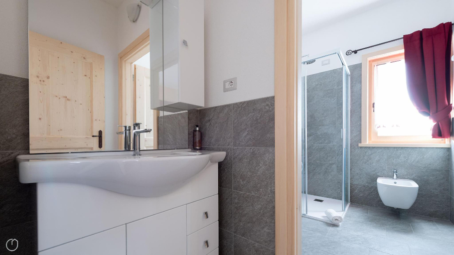 Bathroom 3, Italianway - Ripa Fontana 1 Mono, Sondrio