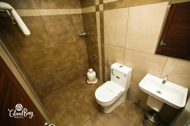 Bathroom, Hotel CloudBay, Idukki