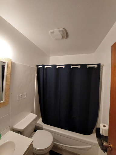 Bathroom 4, Theodore Motor Hotel, Division No. 9